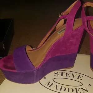 Like new steve madden shoes 2 tone colors