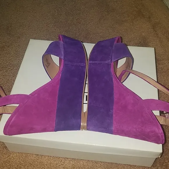 Like new steve madden shoes 2 tone colors
