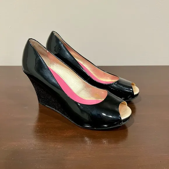 Lilly Pulitzer Black Patent Leather Glitter Peep Toe Wedges