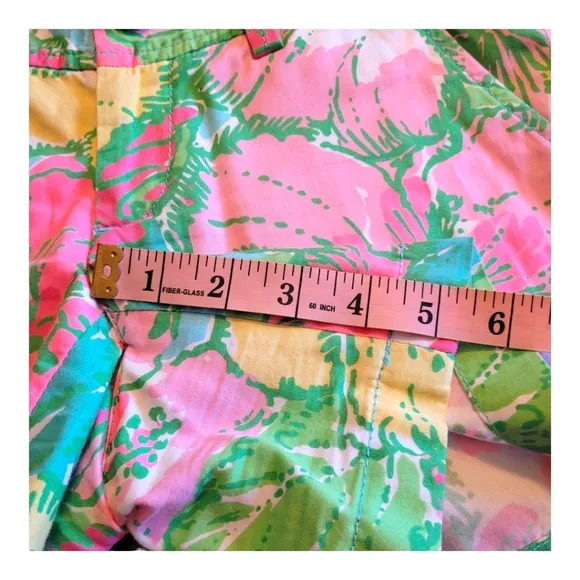 Lilly Pulitzer Callahan 5&quot; Big Flirt Shorts Hibiscus Print Cotton Shorts Multi