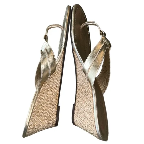 Lilly Pulitzer McKim Metallic Gold Leather Straw Wedges /  Sandals - 9.5