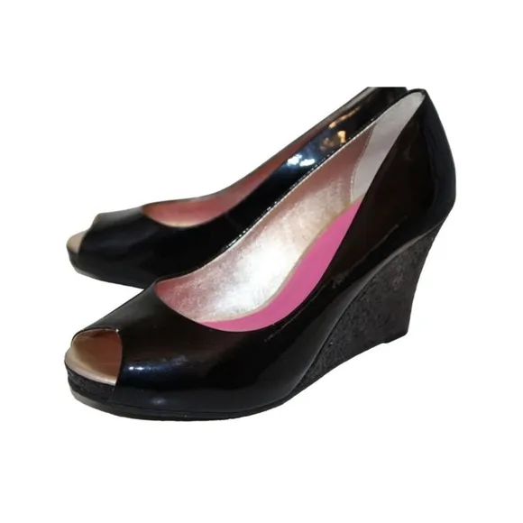 LILLY PULITZER NEW RESORT CHIC WEDGES GLITTER BLACK PATENT LEATHER PEEP TOE