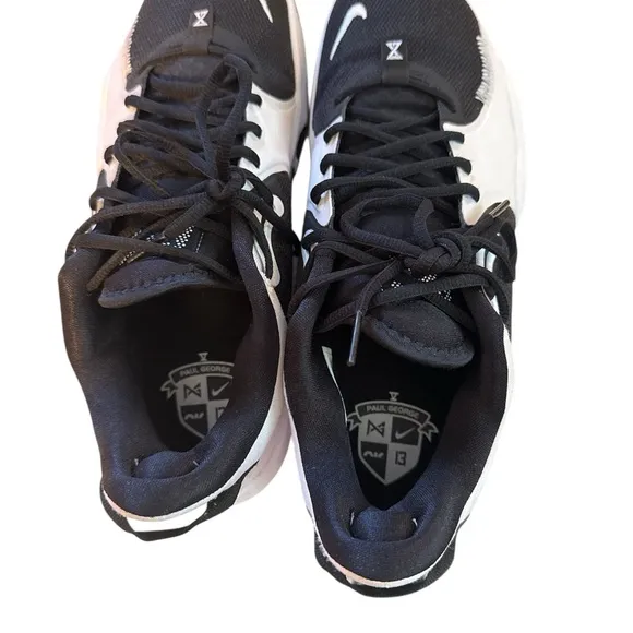 LIMITED! Nike Men's Black and White Sneakers PG 5 TB
