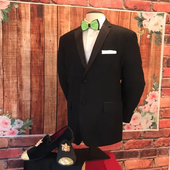 Lineage Tuxedo Coat