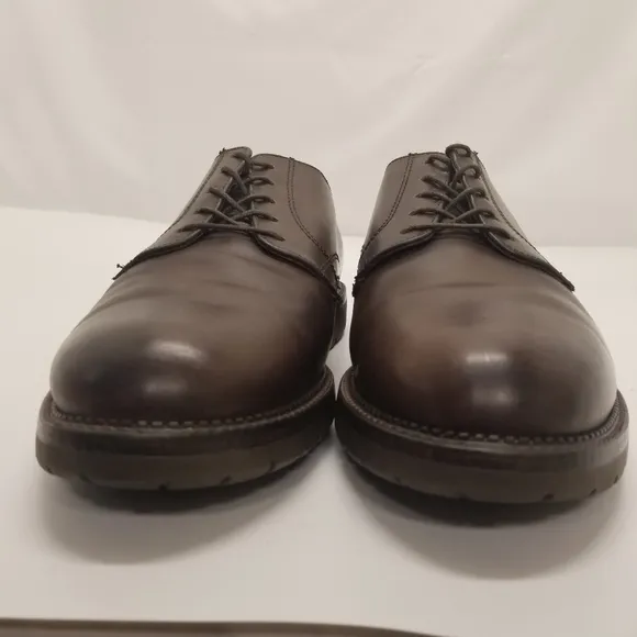 L.L. Bean Mens Size 10EE Oxford Derby Brown Leather Vibram Gum Lite Sole Lace Up