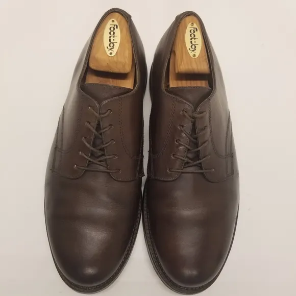 L.L. Bean Mens Size 10EE Oxford Derby Brown Leather Vibram Gum Lite Sole Lace Up