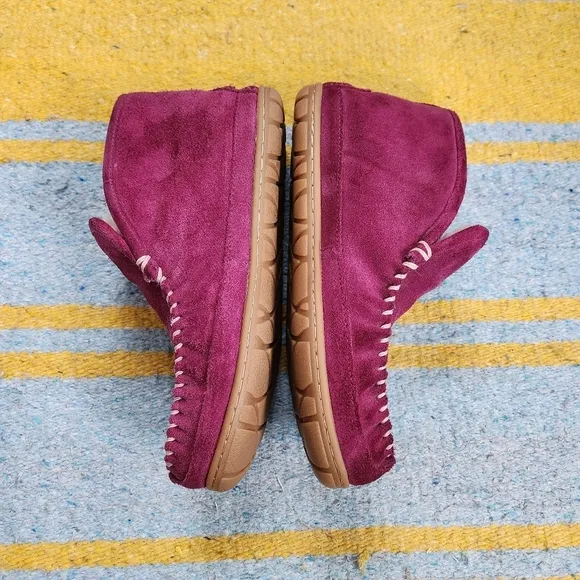 L.L. Bean Wicked Good Slipper Moc Boot in Bramble Berry Size 9