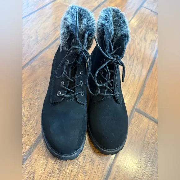 Lugz Convoy black boots women’s 6.5 faux suede &amp; fur lace up combat winter nice!