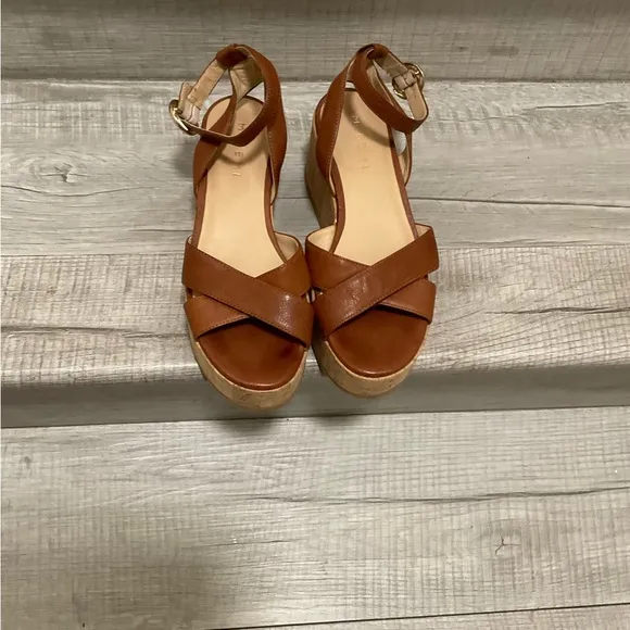 M. Gemi chestnut platform wedge size 6