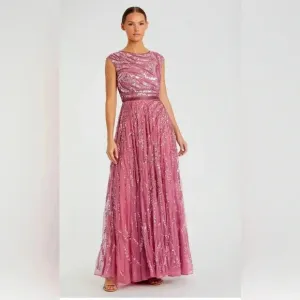 MAC DUGGAL Cap Sleeve Embellished Evening Gown NWT Style 5445