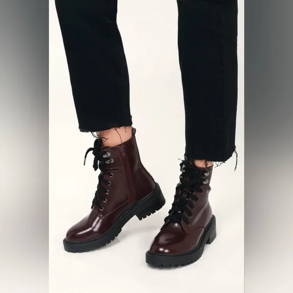 MADDEN GIRL Alicee burgundy combat boots, lace up, zipper, size 6.5