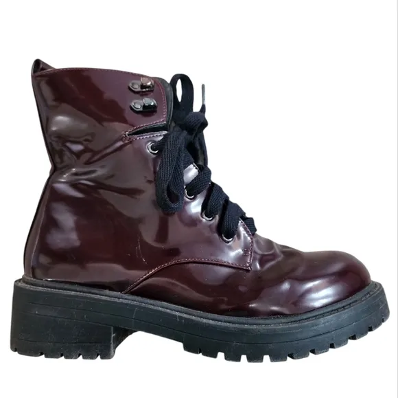 MADDEN GIRL Alicee burgundy combat boots, lace up, zipper, size 6.5