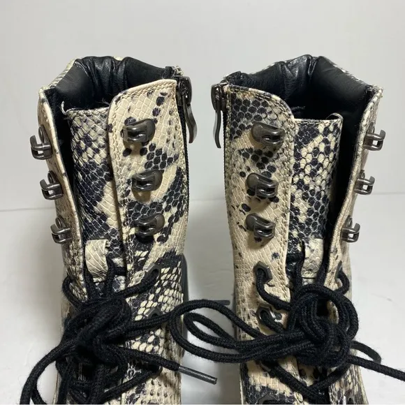 Madden Girl Dillan SnakeSkin Combat Moto Boots Lug Sole Animal Print Size 7