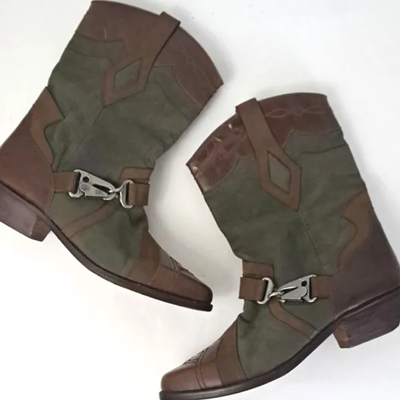 Made in Brazil designer leather Two Tone western boot Silver Metal Clasps sz8