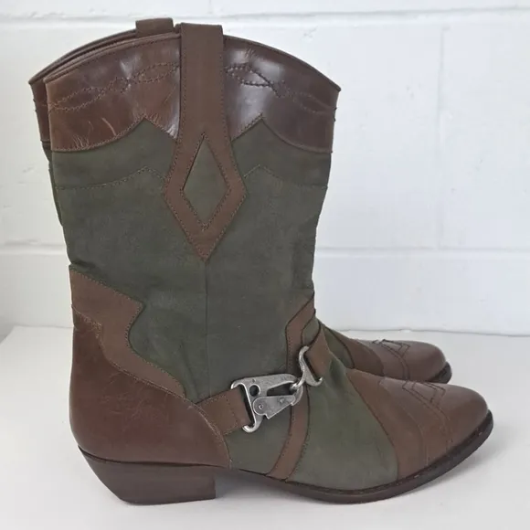 Made in Brazil designer leather Two Tone western boot Silver Metal Clasps sz8