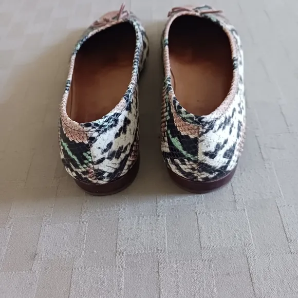 Madewell The Adelle Flats in Snake Embossed Leather