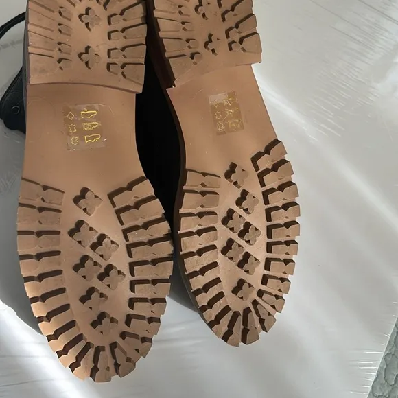 MADEWELL   THE  CLAIR  LACE -UP  LUGSOLE LEATHER