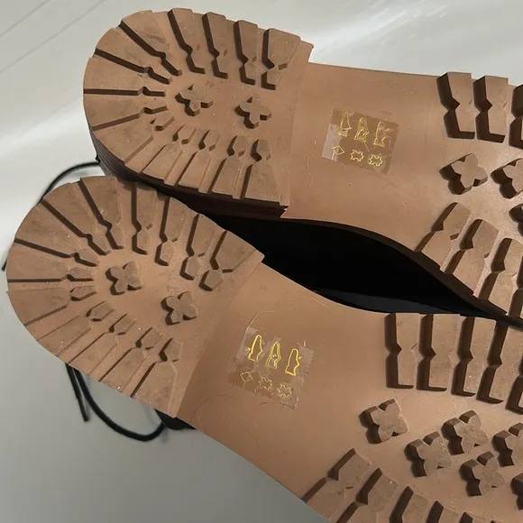 MADEWELL   THE  CLAIR  LACE -UP  LUGSOLE LEATHER