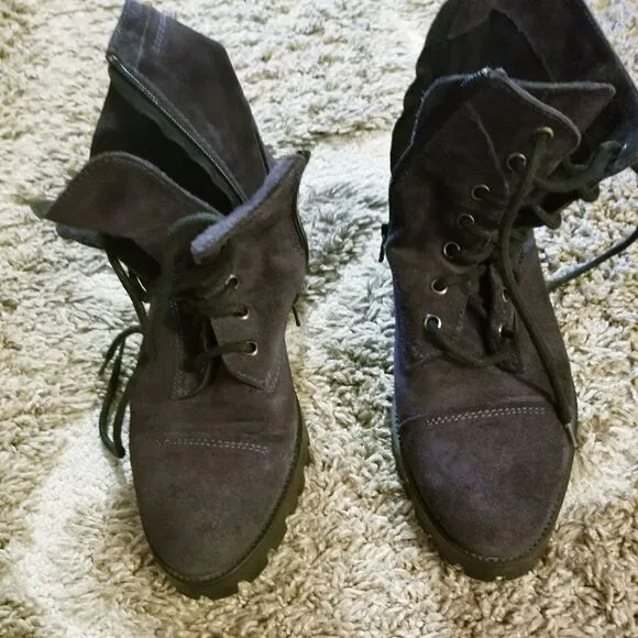 Manas gray suede lace-up combat  boots sz 8.5/9