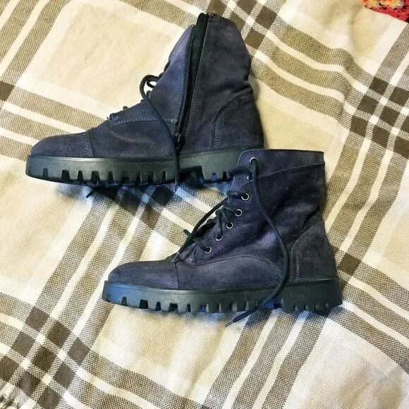 Manas gray suede lace-up combat  boots sz 8.5/9