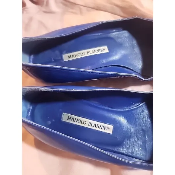 Manolo Blahnik Patent Blue Flats - Size 9 / 39
