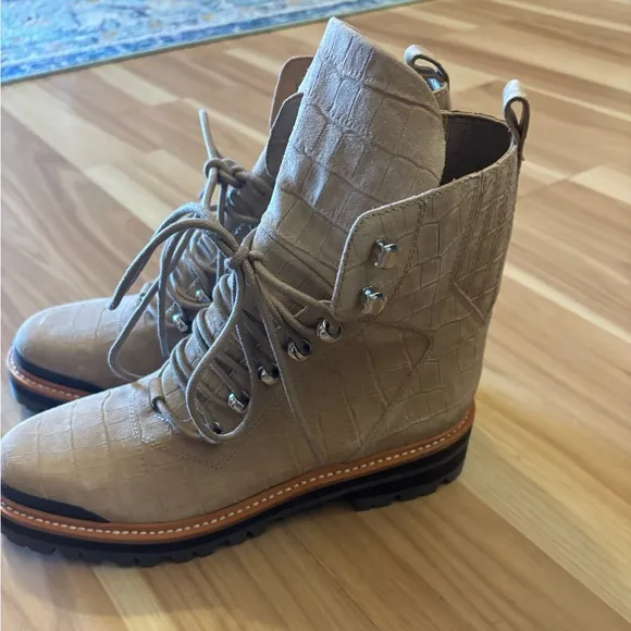 Marc Fisher Izzie Snake Embossed Combat Boots Suede Light Natural size 7 NEW