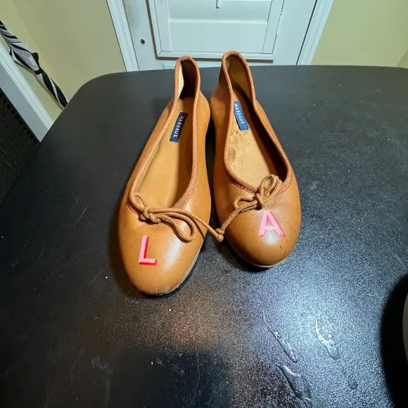 margaux EUR 37 US 7 tan demi saddle nappa round toe flats