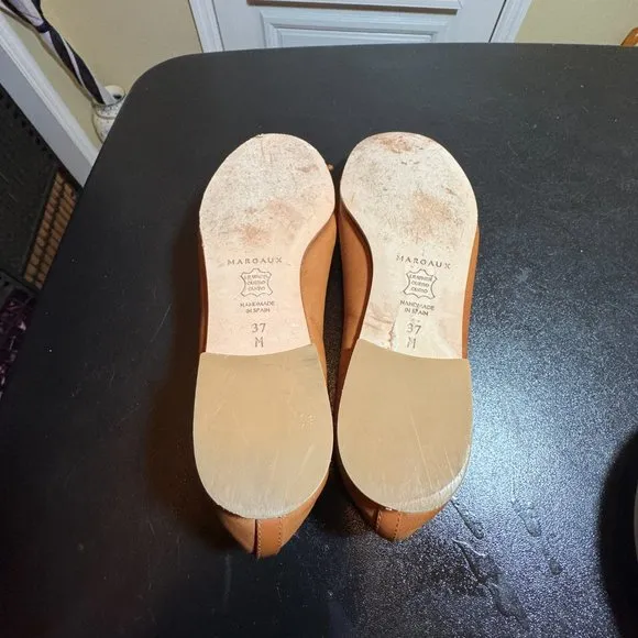 margaux EUR 37 US 7 tan demi saddle nappa round toe flats