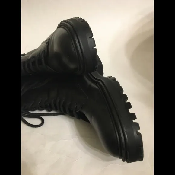 MASSIMO DUTTI  Lace-up Leather Ankle Boots