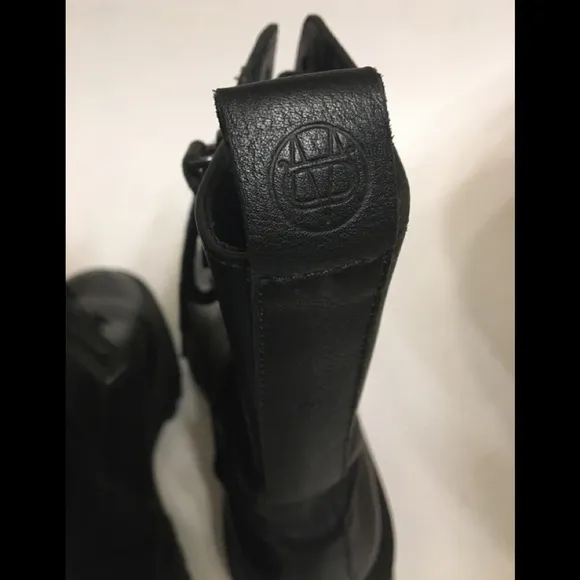 MASSIMO DUTTI  Lace-up Leather Ankle Boots