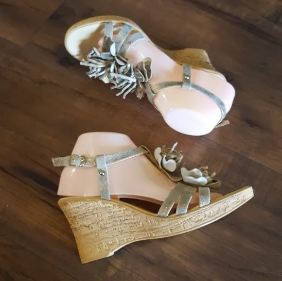 Matisse Jazz Gold Ankle Strap Wedges