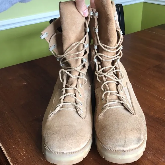 MCRAE GORE-TEX combat boots in great condition!