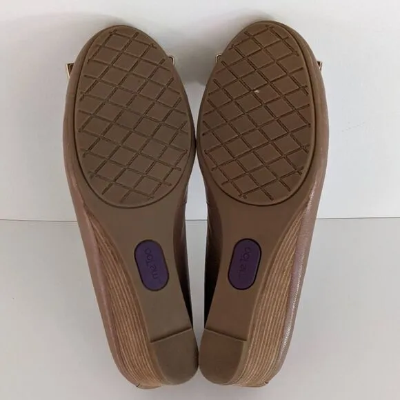 Me Too Racer Tan Leather Round Toe Wedge Flats 10
