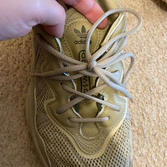 Men’s Adidas Ozweego Shoes Beige Tone Athletic Shoes