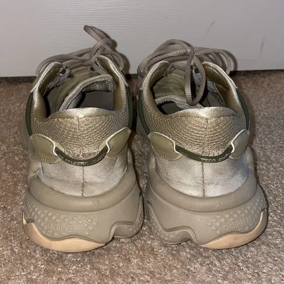 Men’s Adidas Ozweego Shoes Beige Tone Athletic Shoes