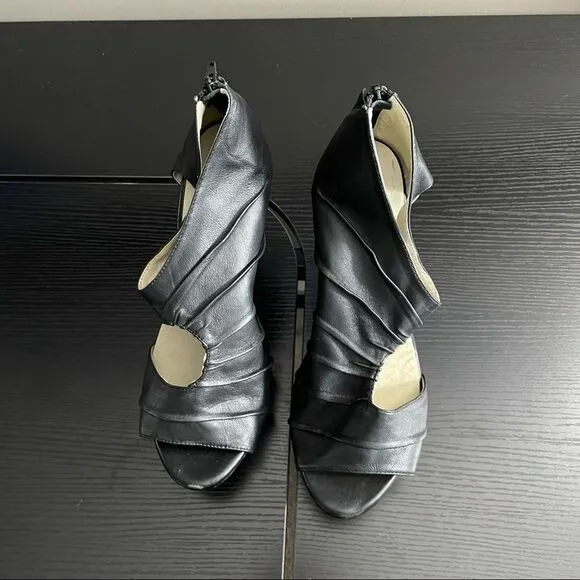 Messeca New York Cecilia Black Leather Platform Wedges. 9.5