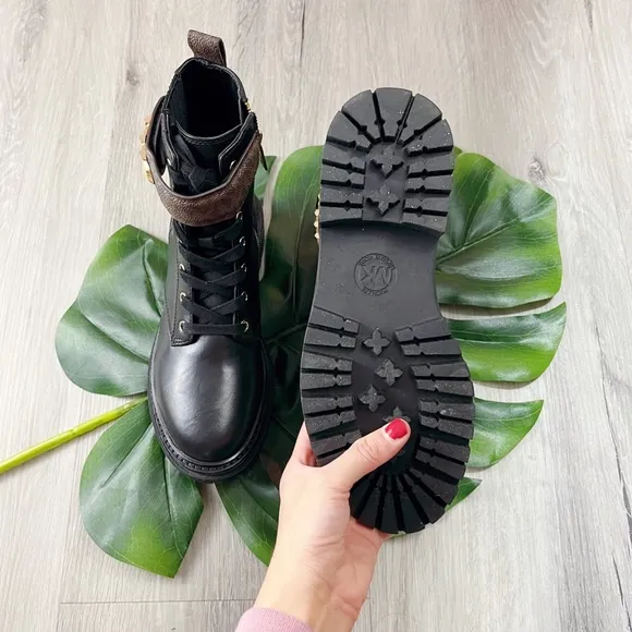 Michael Kors Combat Boots ✨ Brand new