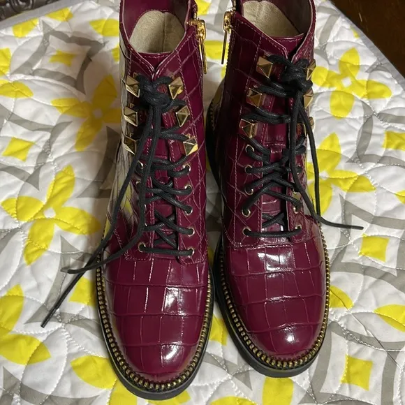 Michael Kors Haskell Crocodile Embossed Leather Combat Boot Size 5M New