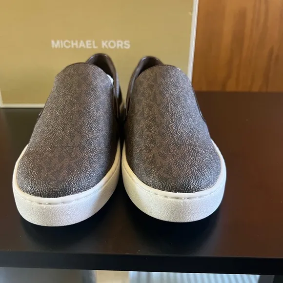 Michael Kors Keaton Slip On Sneakers Brown Logo Print Shoes Size 10 NIB