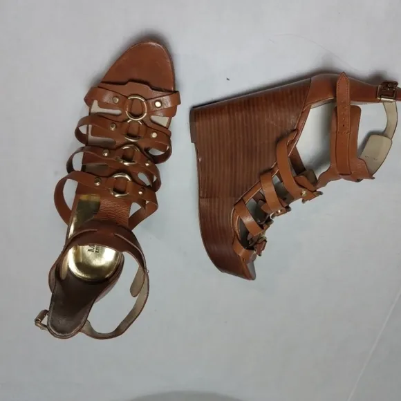 Michael Kors leather platform wedges Size 9.5M Brown Gold Rings