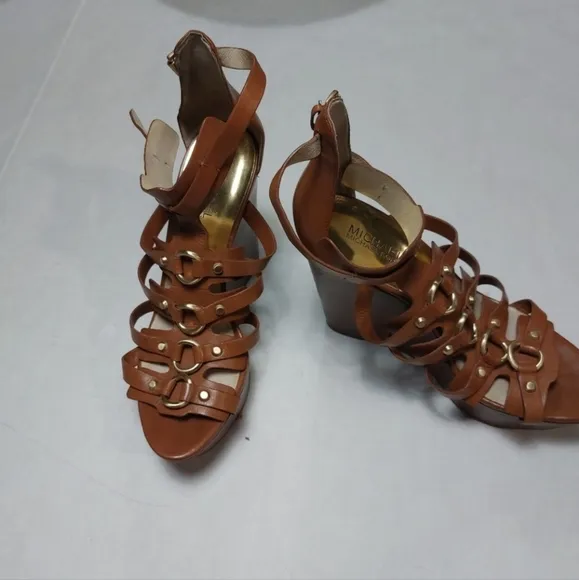 Michael Kors leather platform wedges Size 9.5M Brown Gold Rings