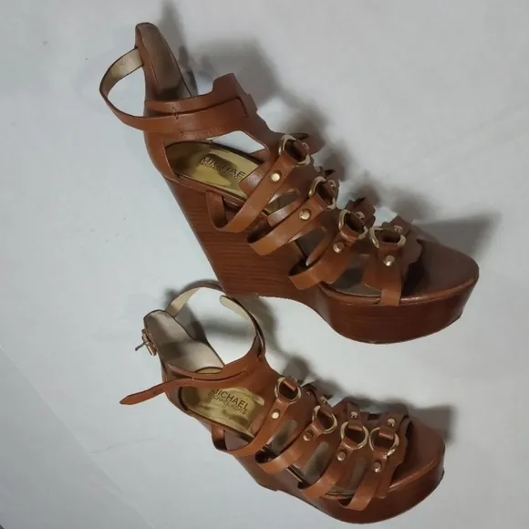Michael Kors leather platform wedges Size 9.5M Brown Gold Rings