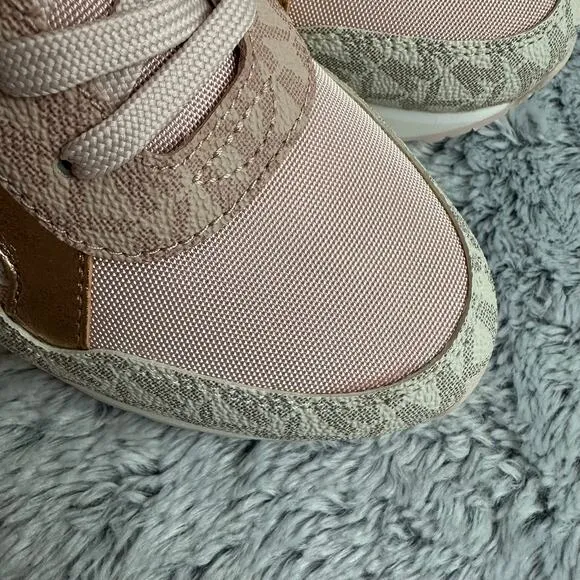 Michael Kors Maddy Two-Toned Pink Rose Gold Logo Lace Up Sneakers Size 7M New*