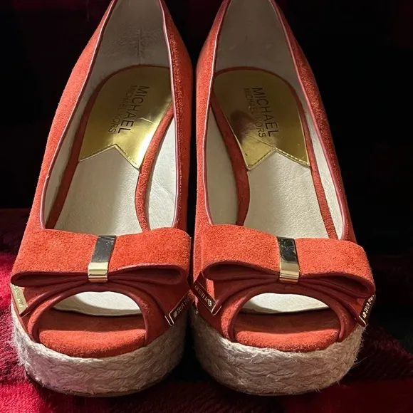 MICHAEL KORS MEG 7M Wedges SUEDE Heels ORANGE Open Toes Peep Platforms Shoes