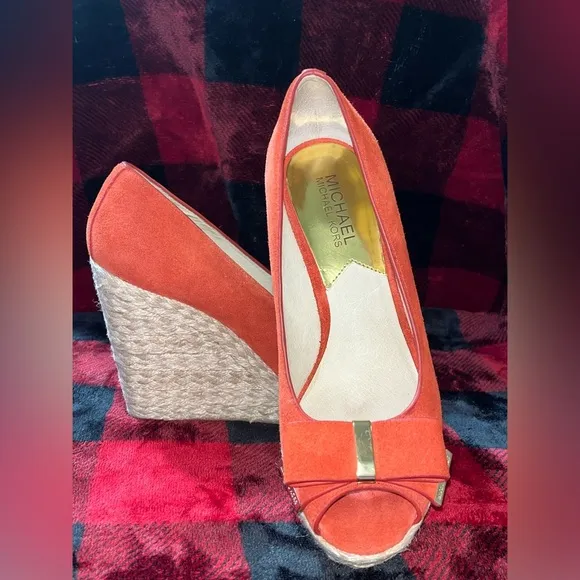 MICHAEL KORS MEG 7M Wedges SUEDE Heels ORANGE Open Toes Peep Platforms Shoes