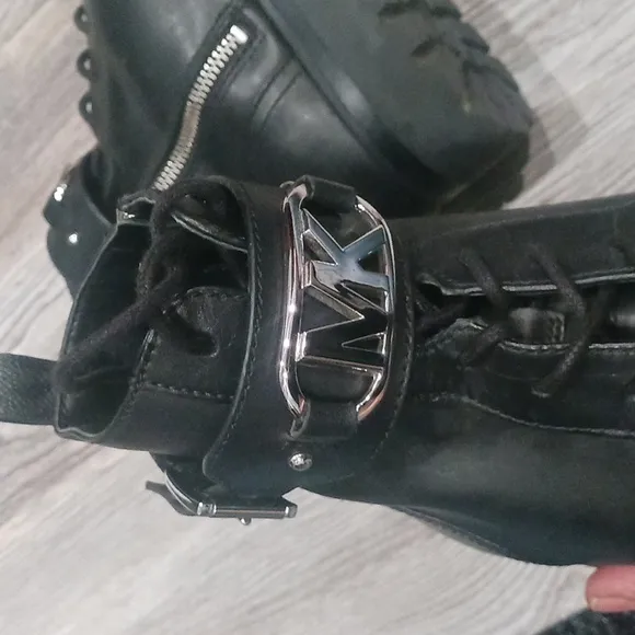 Michael Kors Women's Black Leather Ankle Boots Lace Up Moto Combat Size 8.5