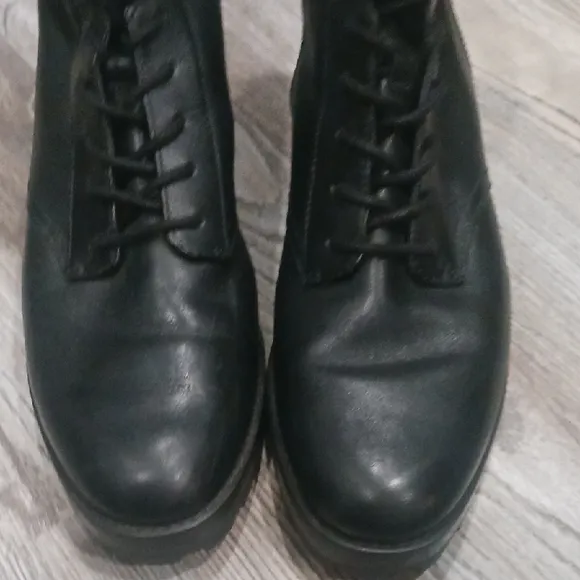 Michael Kors Women's Black Leather Ankle Boots Lace Up Moto Combat Size 8.5