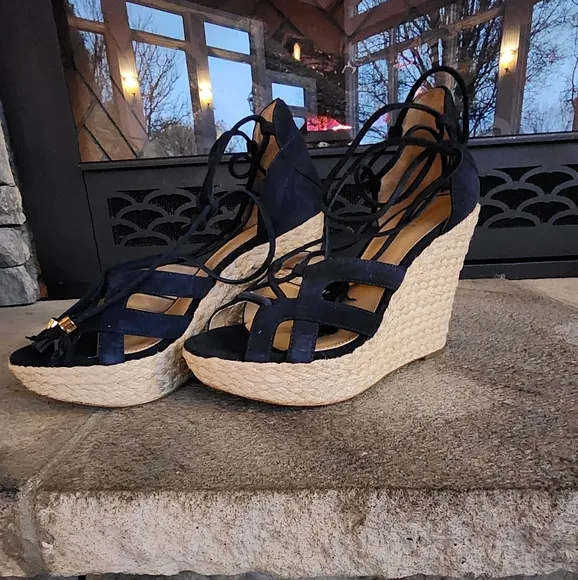 Michael Michael Kors Mirabel  Suede Admiral Wedge. BNIB. Size 8