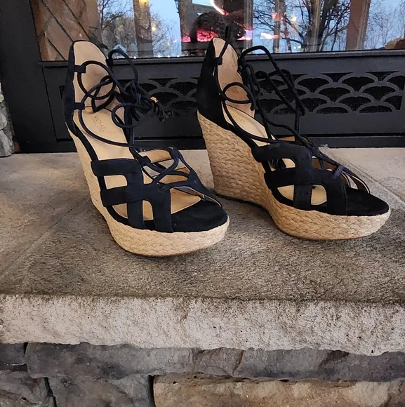 Michael Michael Kors Mirabel  Suede Admiral Wedge. BNIB. Size 8