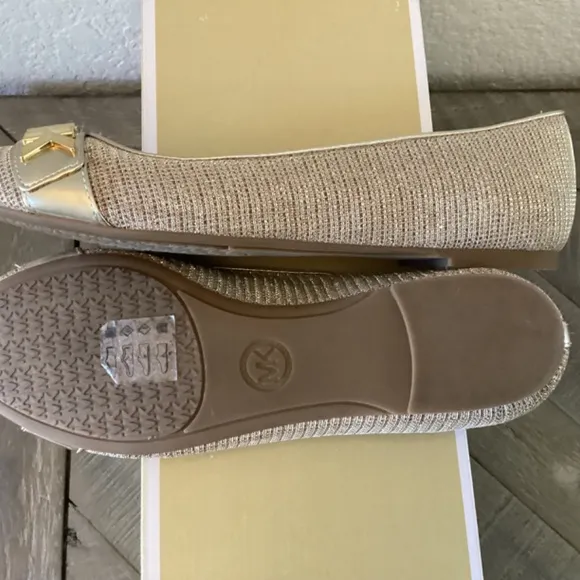 MICHAEL MICHAEL KORS Women's Jilly Round Toe Ballet Flats, size 6.5